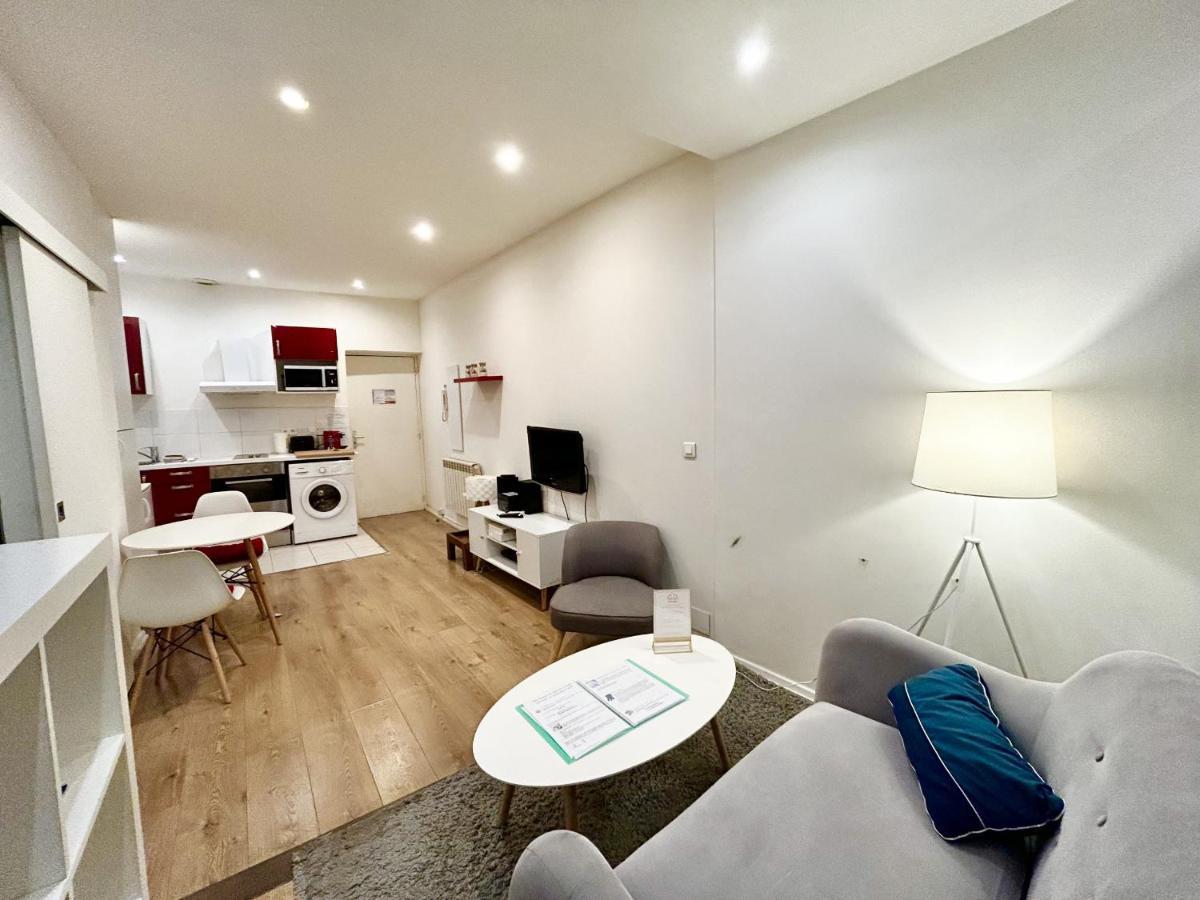 Aparthotel Riviera - Old Town - 2 Minutes Promenade Des Anglais Et Plage - Charmant Appartement 2 Pieces Ac - Chateau 2 Nice Eksteriør billede